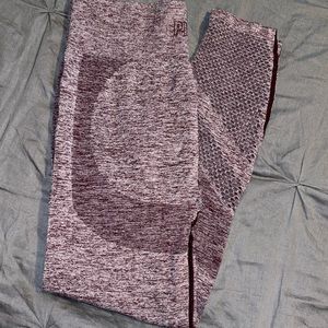 VS PINK SEAMLESS LEGGINGS